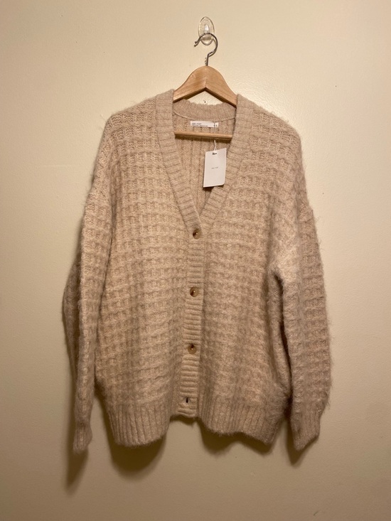 OAK + FORT Sweaters - OAK + FORT Cream Textured V-Neck Button Cardigan. Size XXS -XS . New